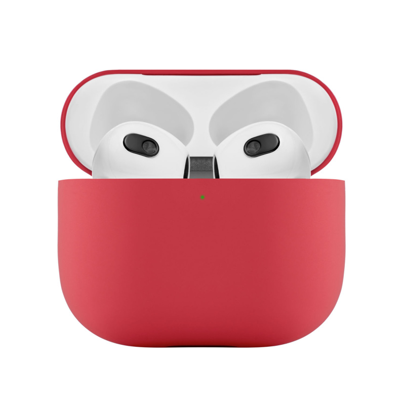 На фото изображено Ультратонкий силиконовый чехол Touch Case для AirPods 3, красный