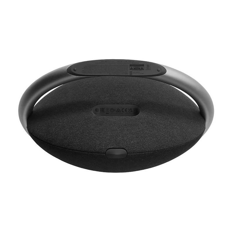 На фото изображено Портативная акустическая система Harman Kardon Onyx Studio 8, чёрный