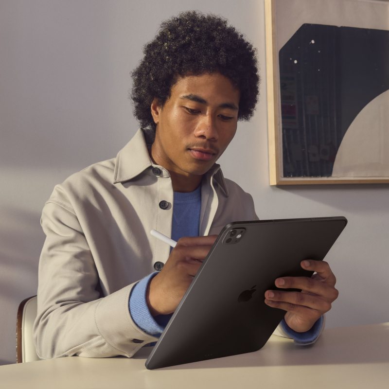 Apple iPad Pro M4, 11” дюймов Wi-Fi 512 ГБ, Чёрный космос