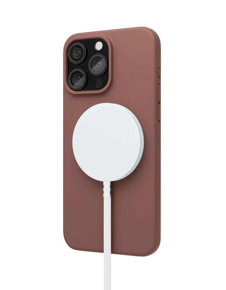 На фото изображено Чехол защитный VLP Aster Case с MagSafe для iPhone 15 Pro, моккачино