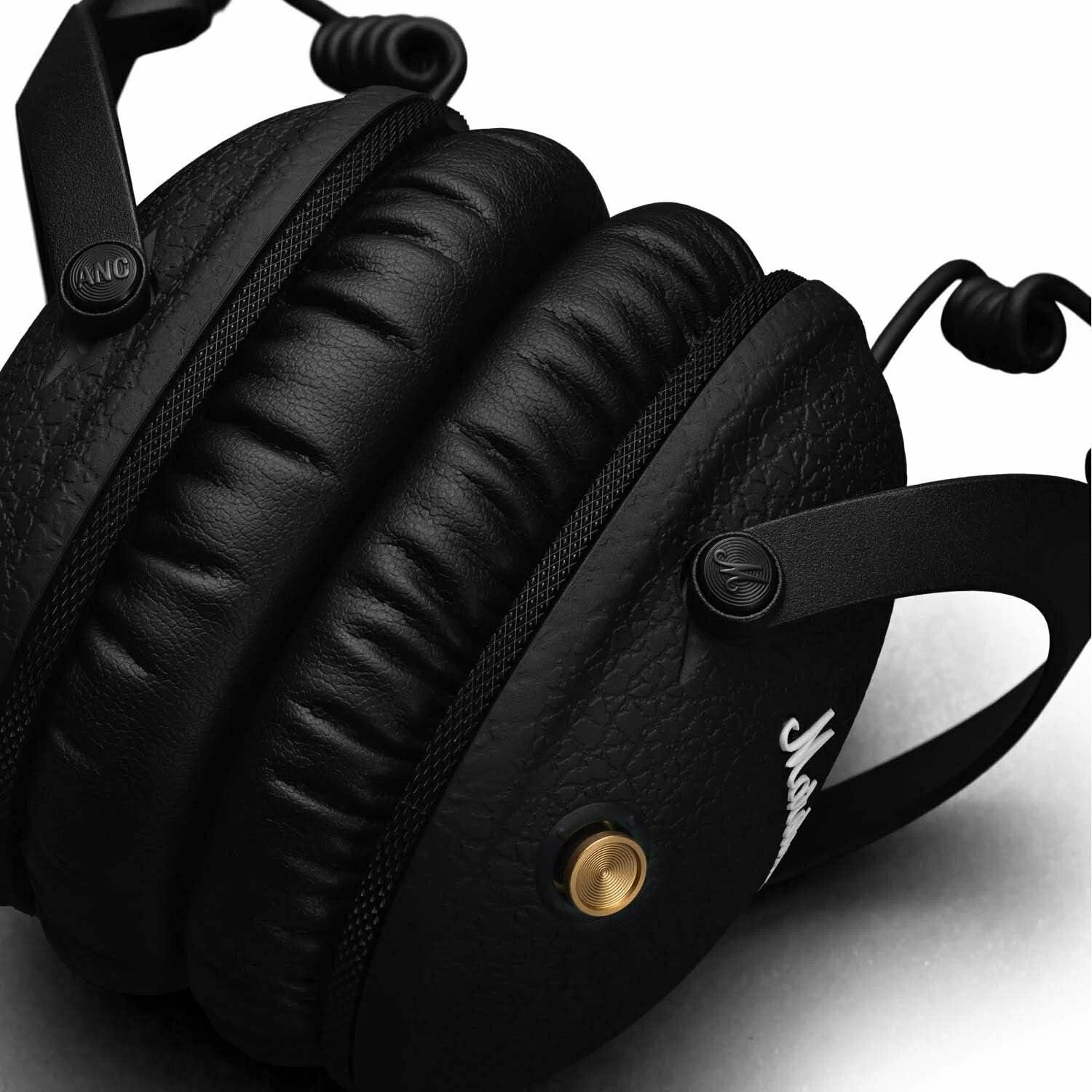 На фото изображено Беспроводные наушники Marshall Monitor 2, Чёрный