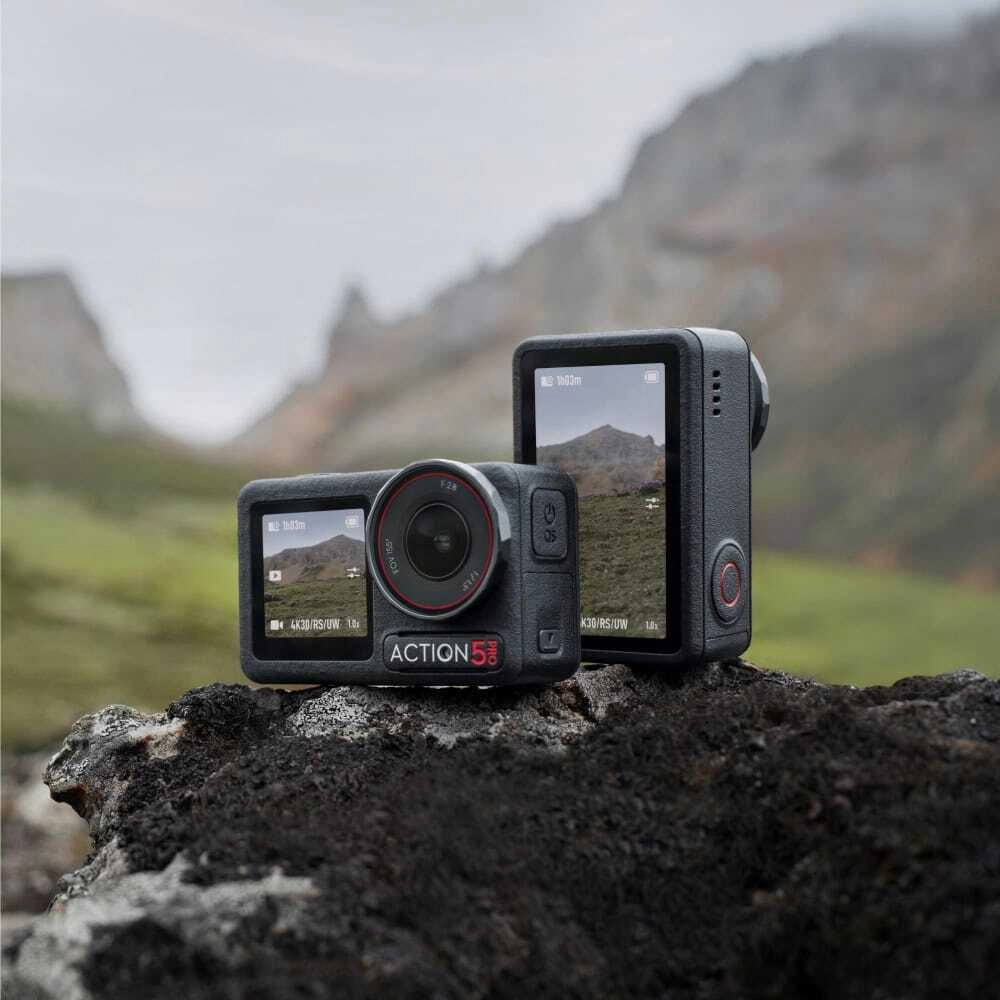 На фото изображено Экшн-камера DJI Osmo Action 5 Pro Standard Combo