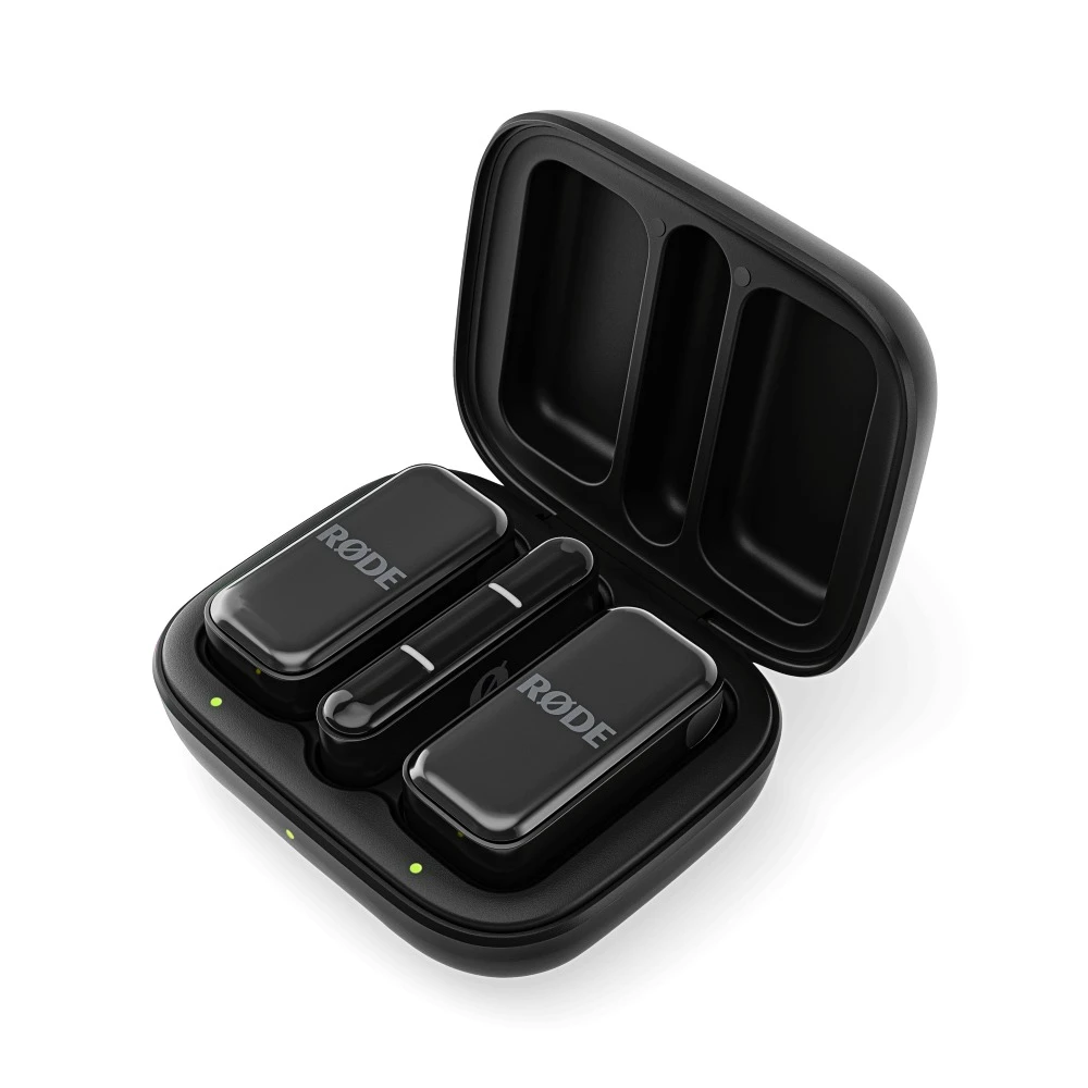 На фото изображено Комплект беспроводных микрофонов Rode Wireless Micro