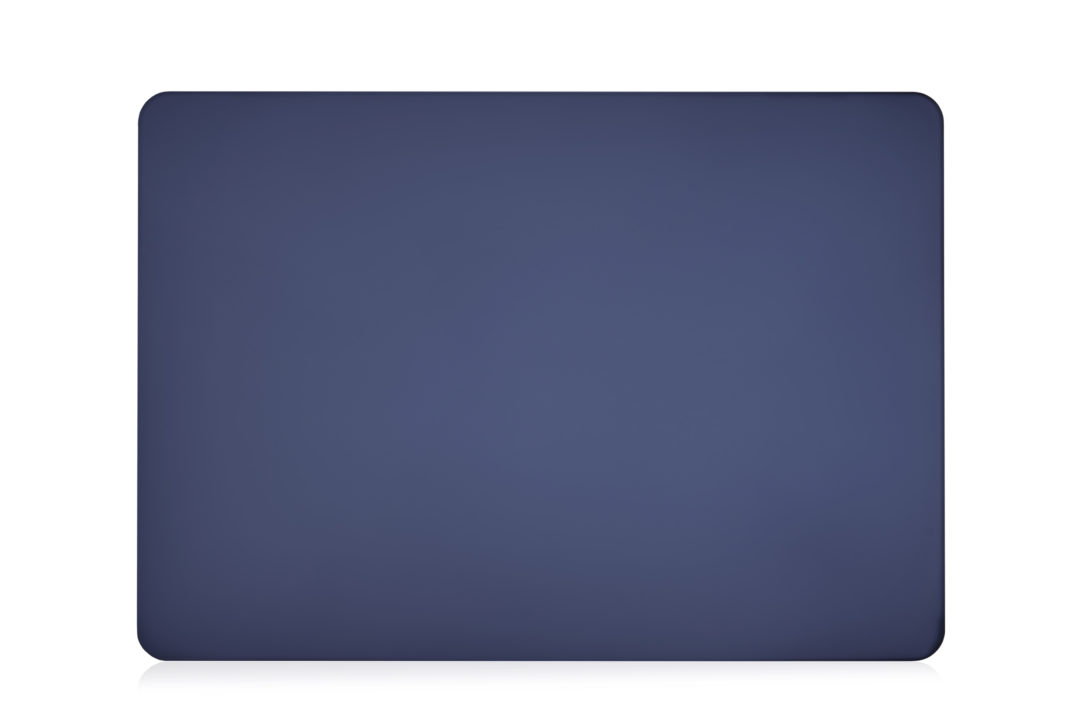 На фото изображено Чехол защитный VLP Plastic Case для MacBook Pro 13" 2020, темно-синий