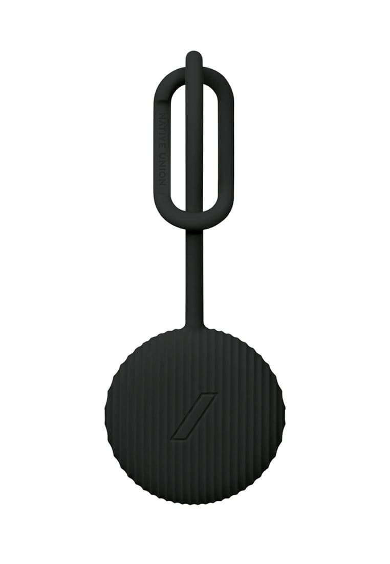 На фото изображено Чехол защитный для AirTag Native Union Curve AirTag Case, черный