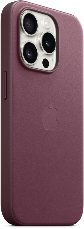 На фото изображено Чехол Apple MagSafe FineWoven для iPhone 15 Pro, «Шелковица»